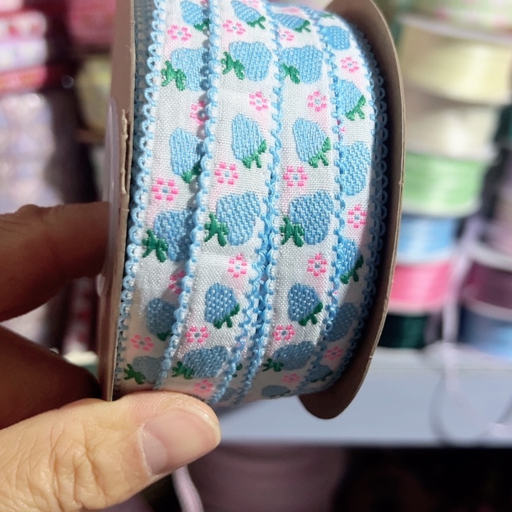 涛***1蓝色刺绣草莓25码材料