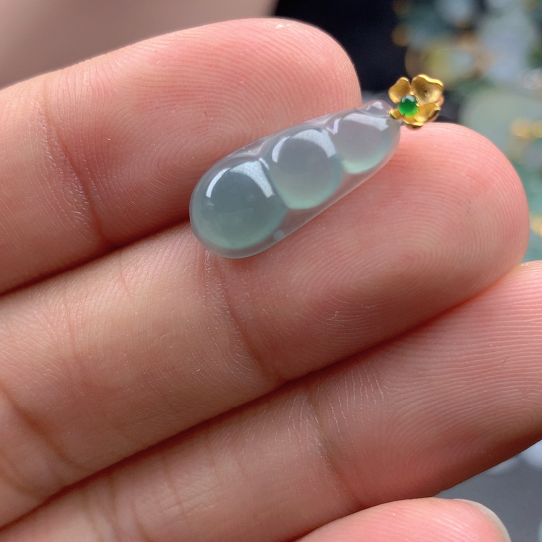【闪购商品】颈饰18K金镶嵌翡翠翡翠