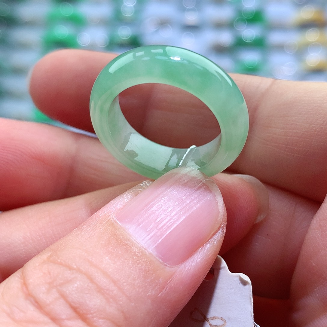 翡翠戒指未镶嵌8-9号