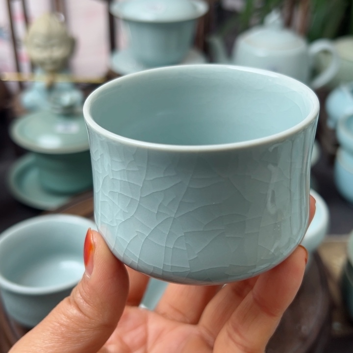 杯我****版月白马蹄杯微瑕