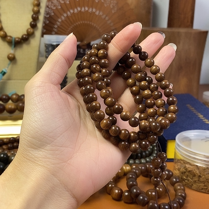 老山檀香黑肉沉水0.8/108颗