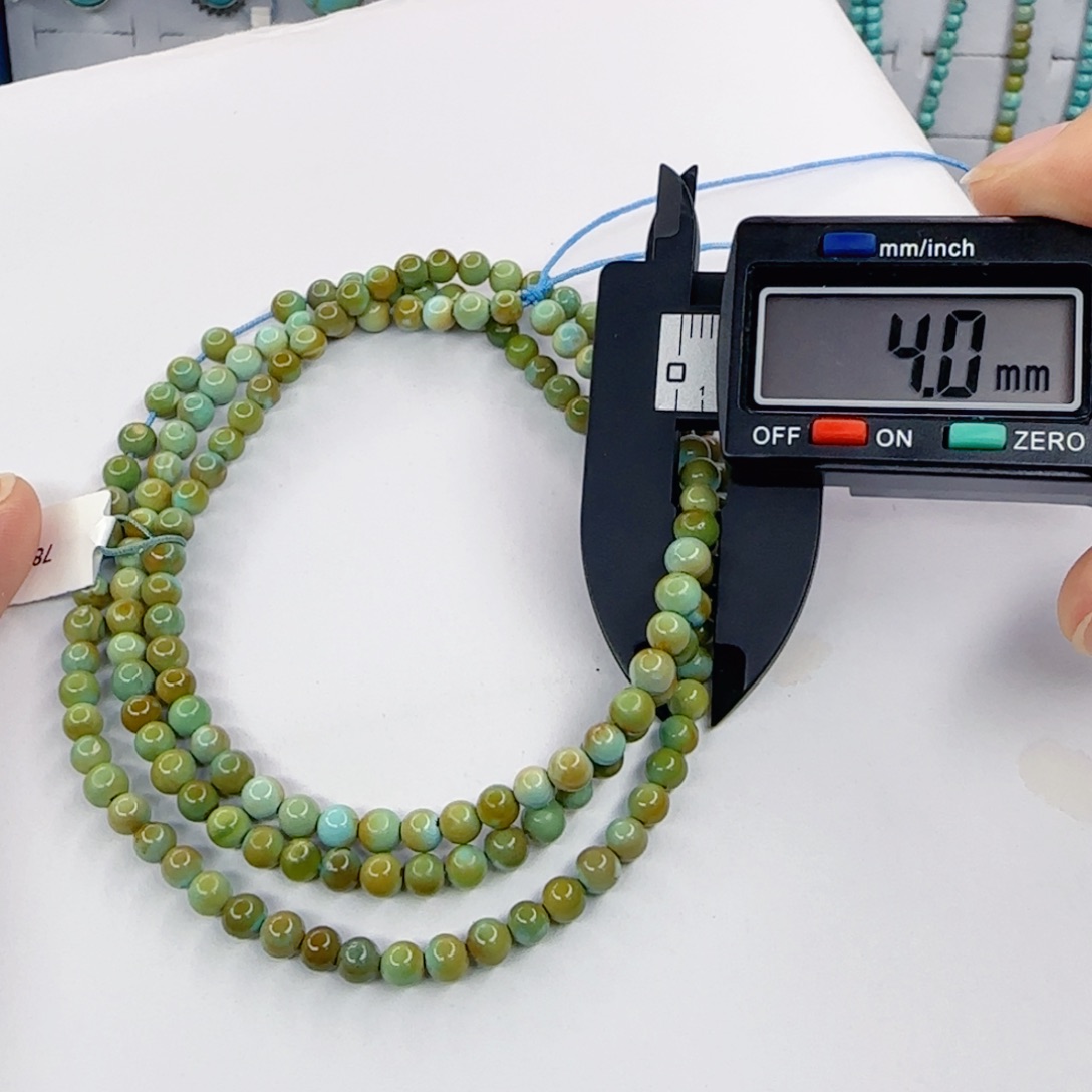 绿松石未镶嵌颈饰