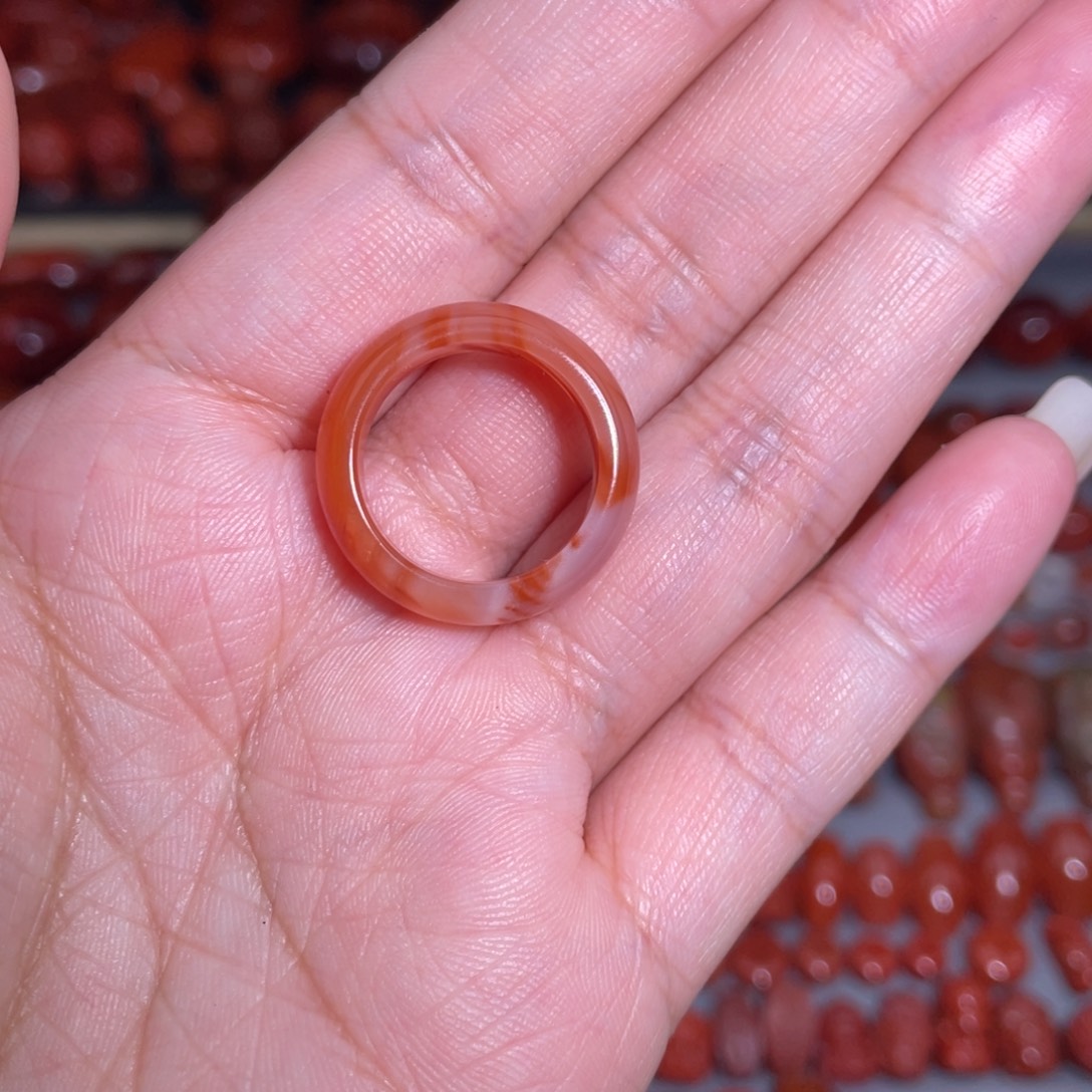 闪***闪南红玛瑙未镶嵌戒圈
