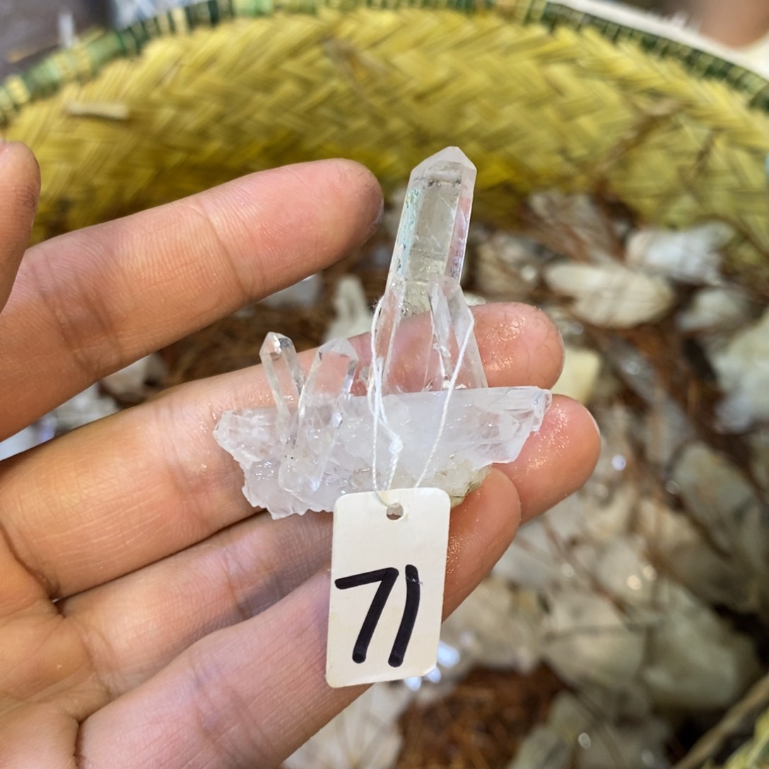 水晶原石摆件未镶嵌水晶