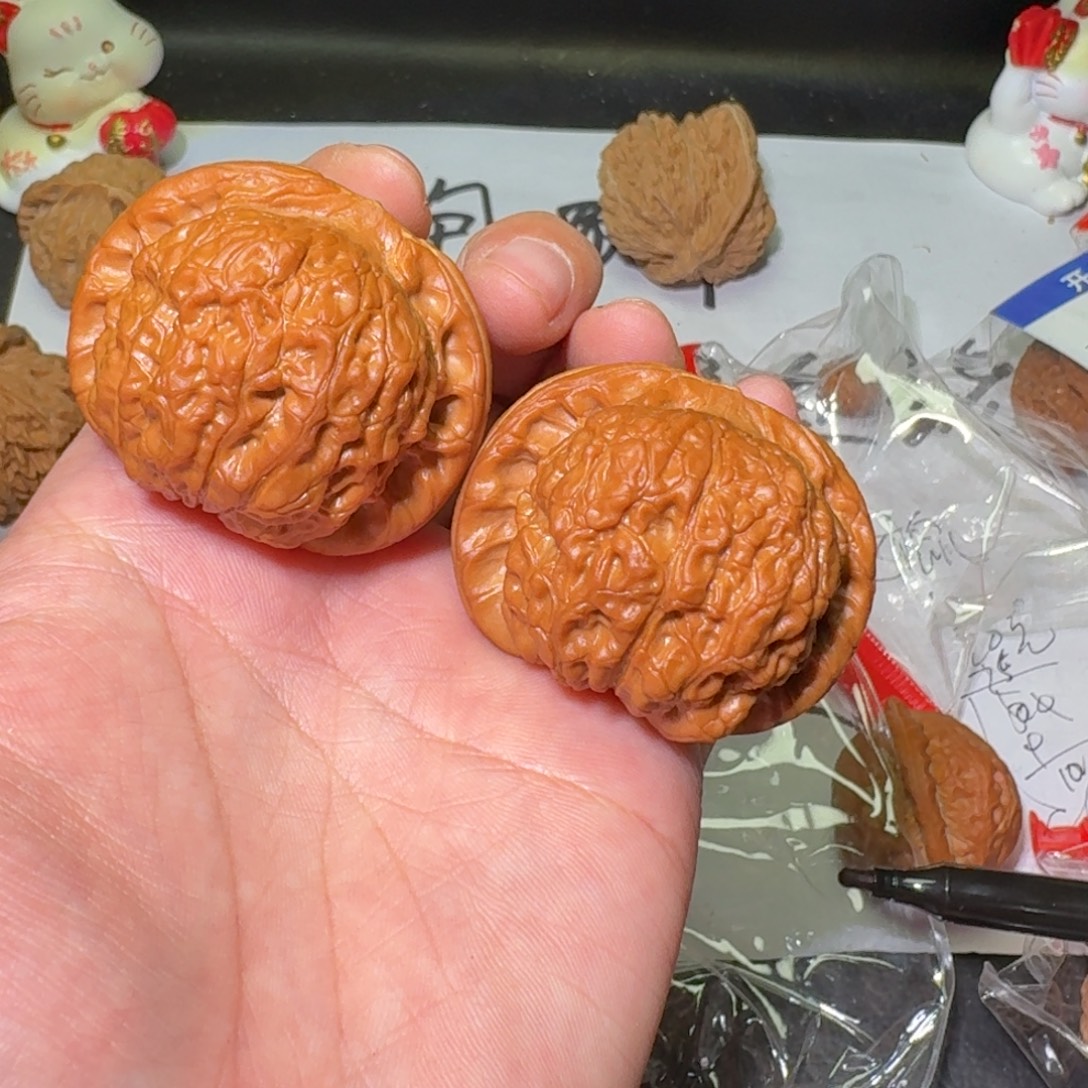 吊坠文玩核桃血麒麟
