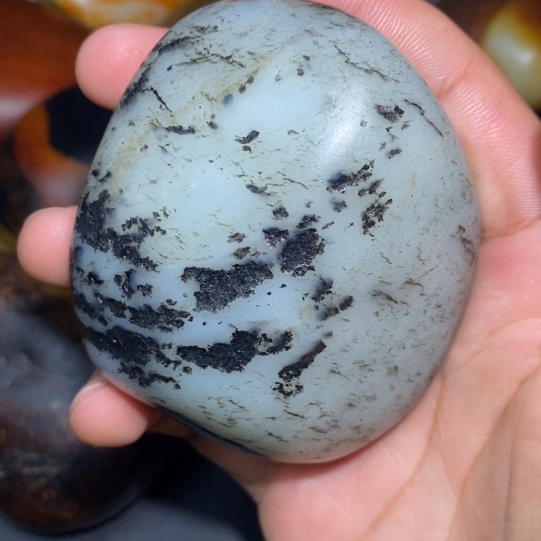 和田玉未镶嵌珠宝奇石