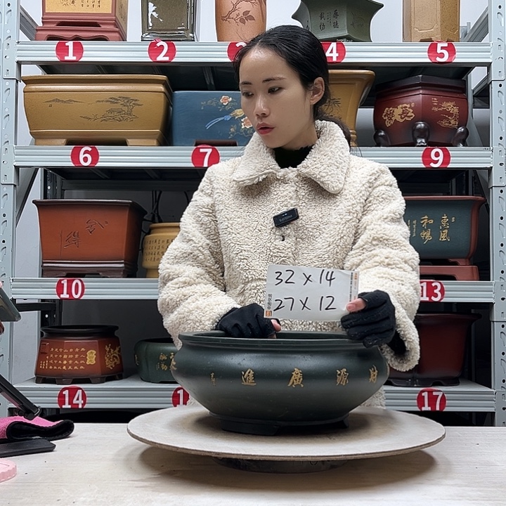 紫砂花盆紫砂花盆