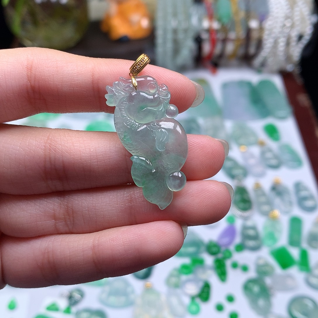 翡翠裸石缅甸天然A货翡翠冰种鱼化龙