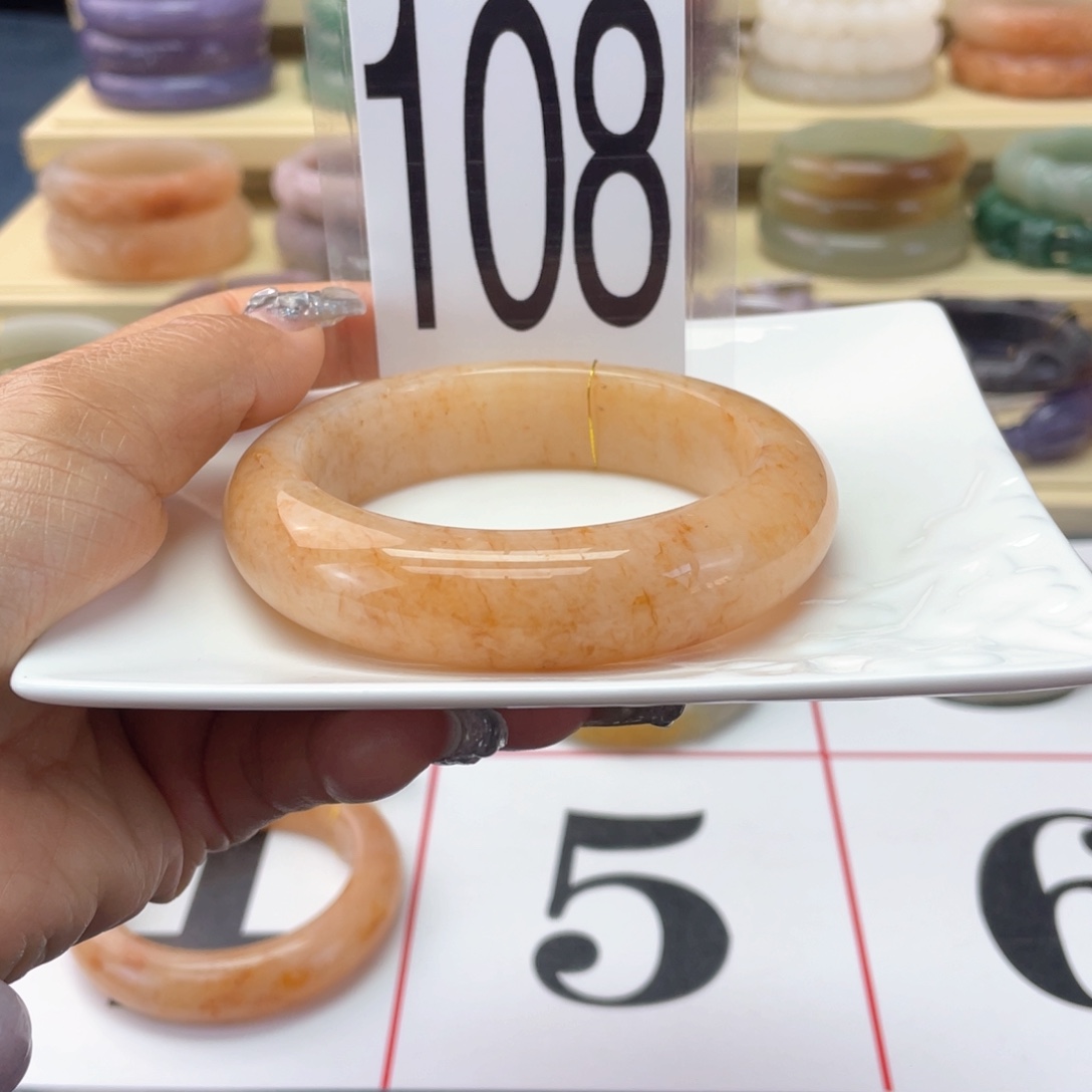 石英质玉未镶嵌手镯60.7圈