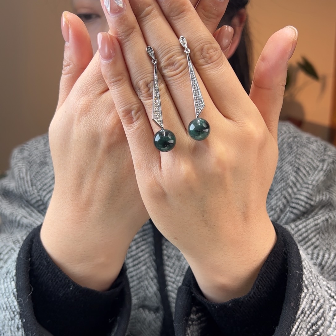 石英质玉耳钉未镶嵌