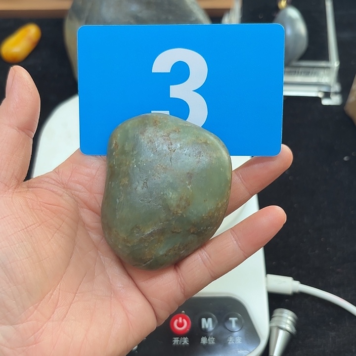 和田玉（糖玉）未镶嵌挂件