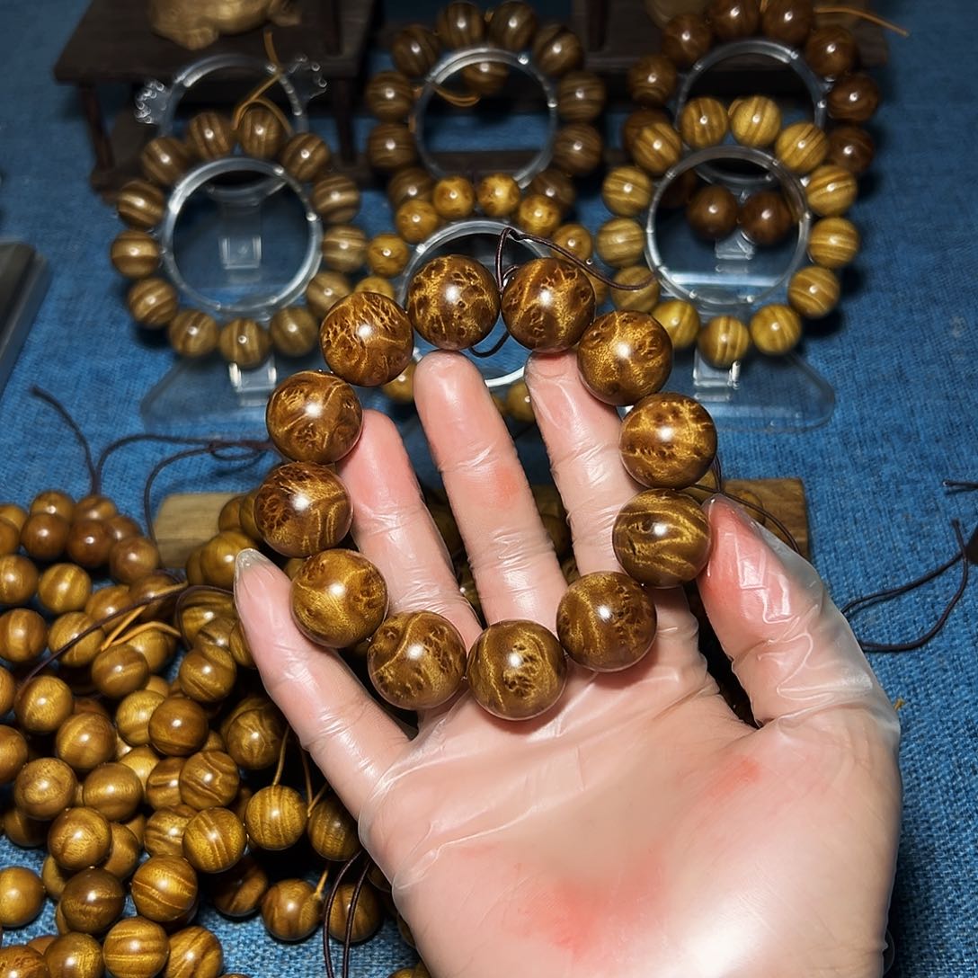 金丝楠D***a金丝楠枯木老料葡萄瘤2.0