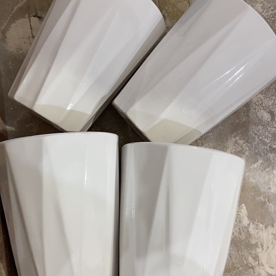 多肉绿植陶瓷花盆9.9包邮，有孔