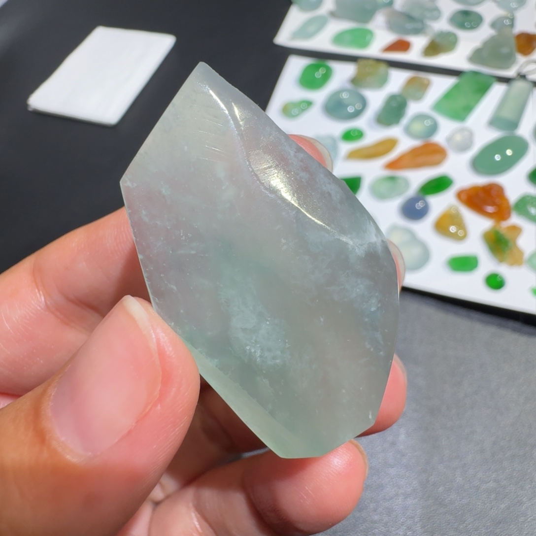 D***W定制翡翠未镶嵌冰种料子定做龙