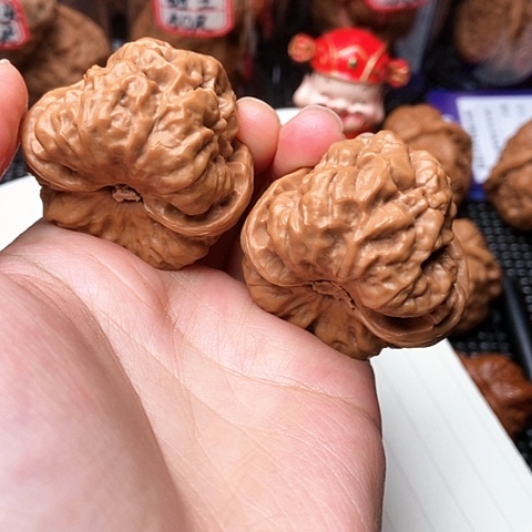 文玩核桃吊坠蛤蟆头核桃精品头货42