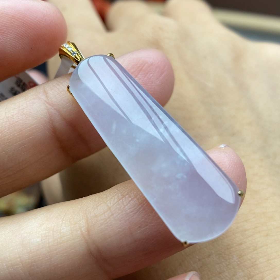 【闪购商品】颈饰18K金镶嵌翡翠45