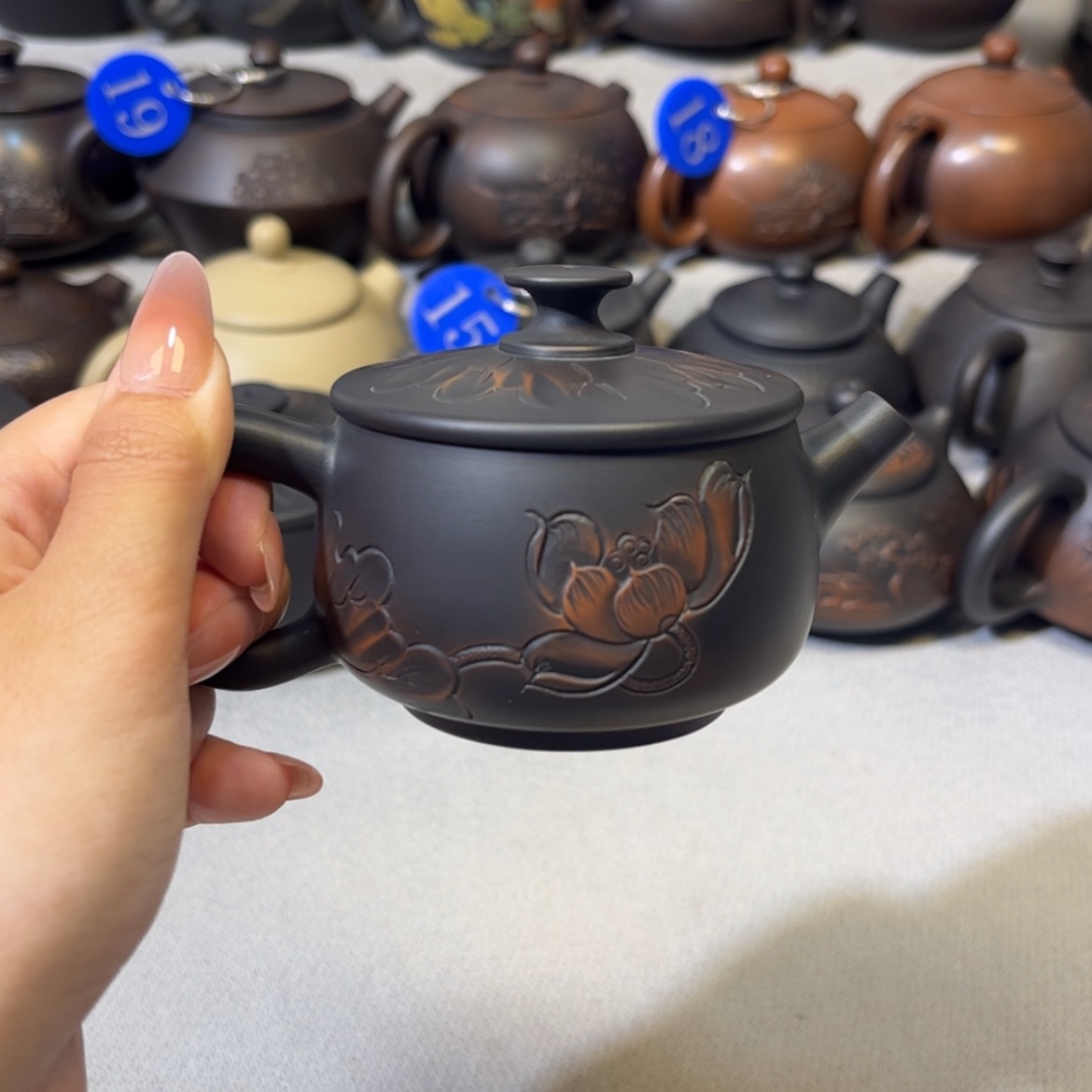 【闪购商品】红泥 微瑕 容量 120c c