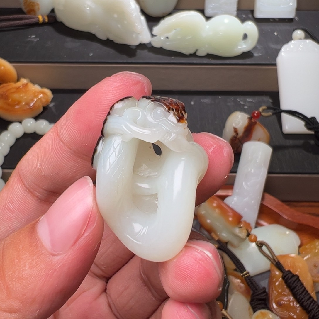 和田玉颈饰未镶嵌點*8