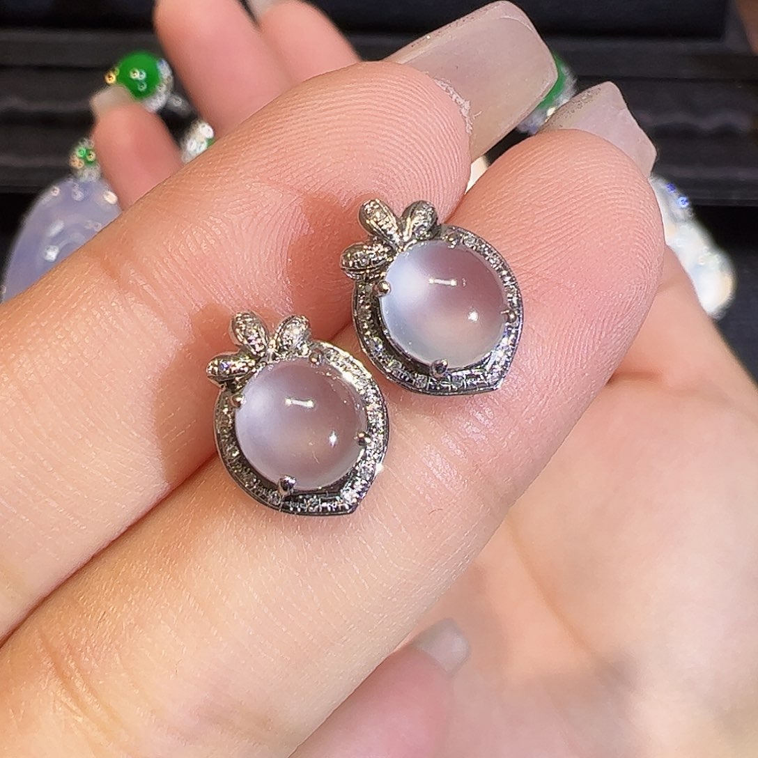 翡翠耳饰18K金镶嵌蛋面