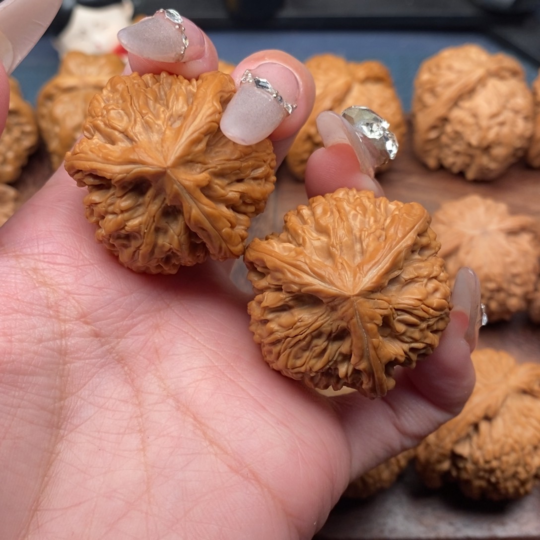 文玩核桃把件全品，球奔38