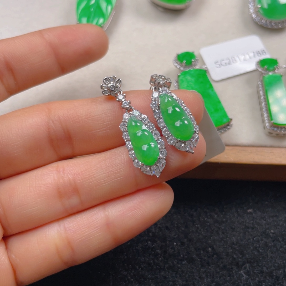 翡翠耳饰银S925镶嵌翡翠