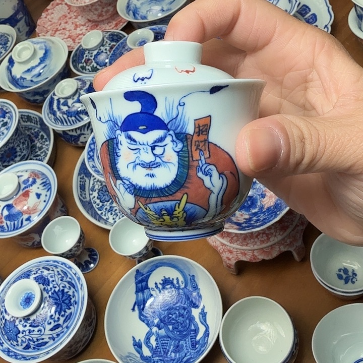 手绘财神二才盖碗