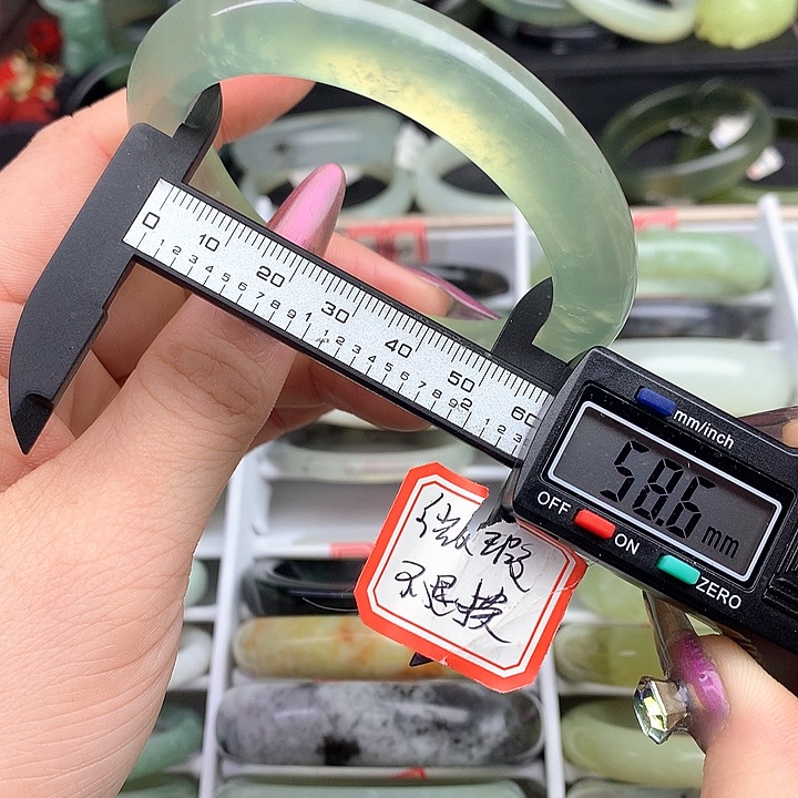 蛇纹石玉手镯未镶嵌736