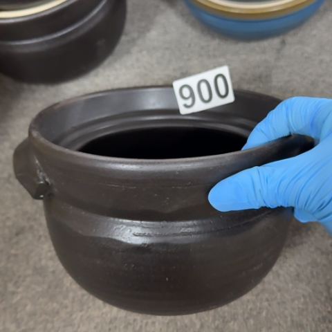 泥塑磁州窑出口砂锅一只口径18.8