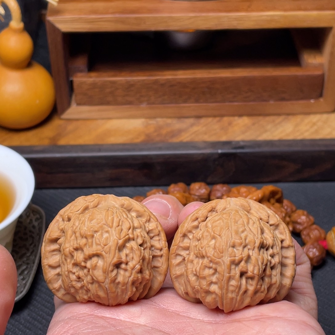 文玩核桃吊坠39全品白狮子精对