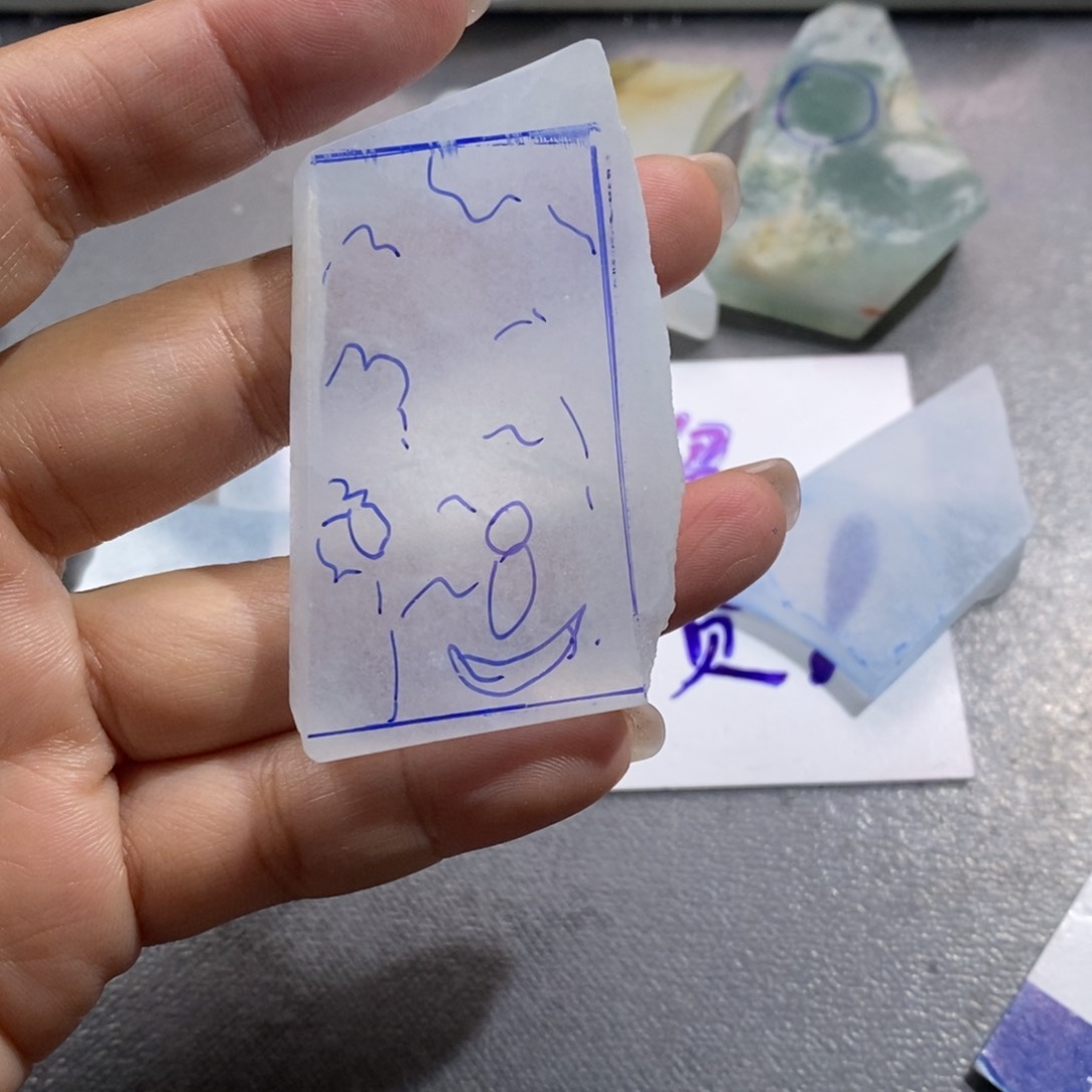 未镶嵌挂件翡翠依*