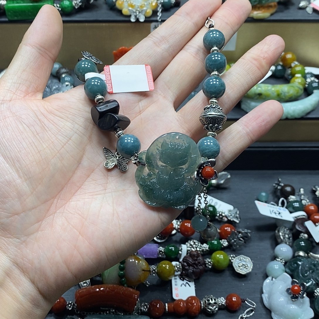 东***美未镶嵌手链翡翠手链