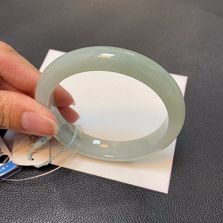 翡翠手镯未镶嵌仙***先59正圈