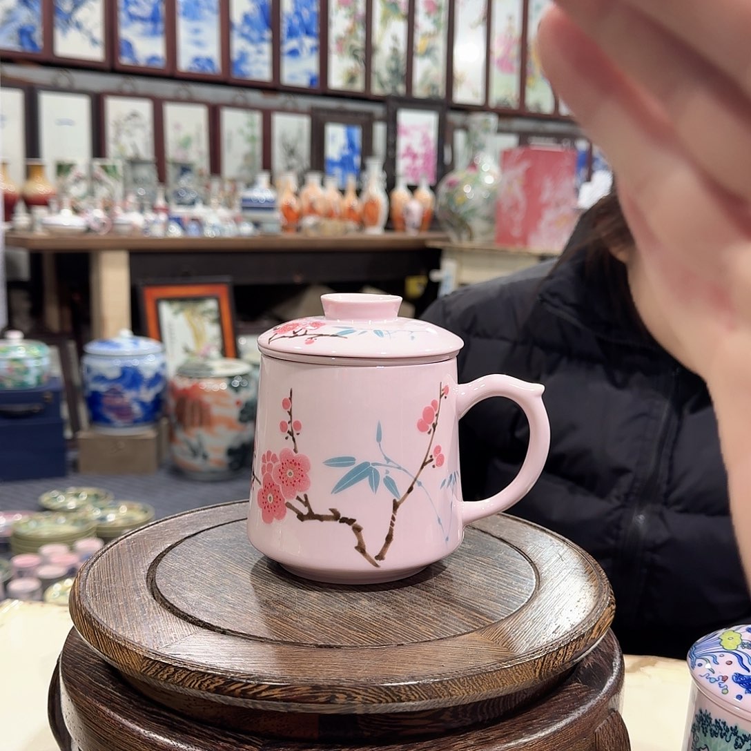 瓷摆件/////景德镇陶瓷瓷器。