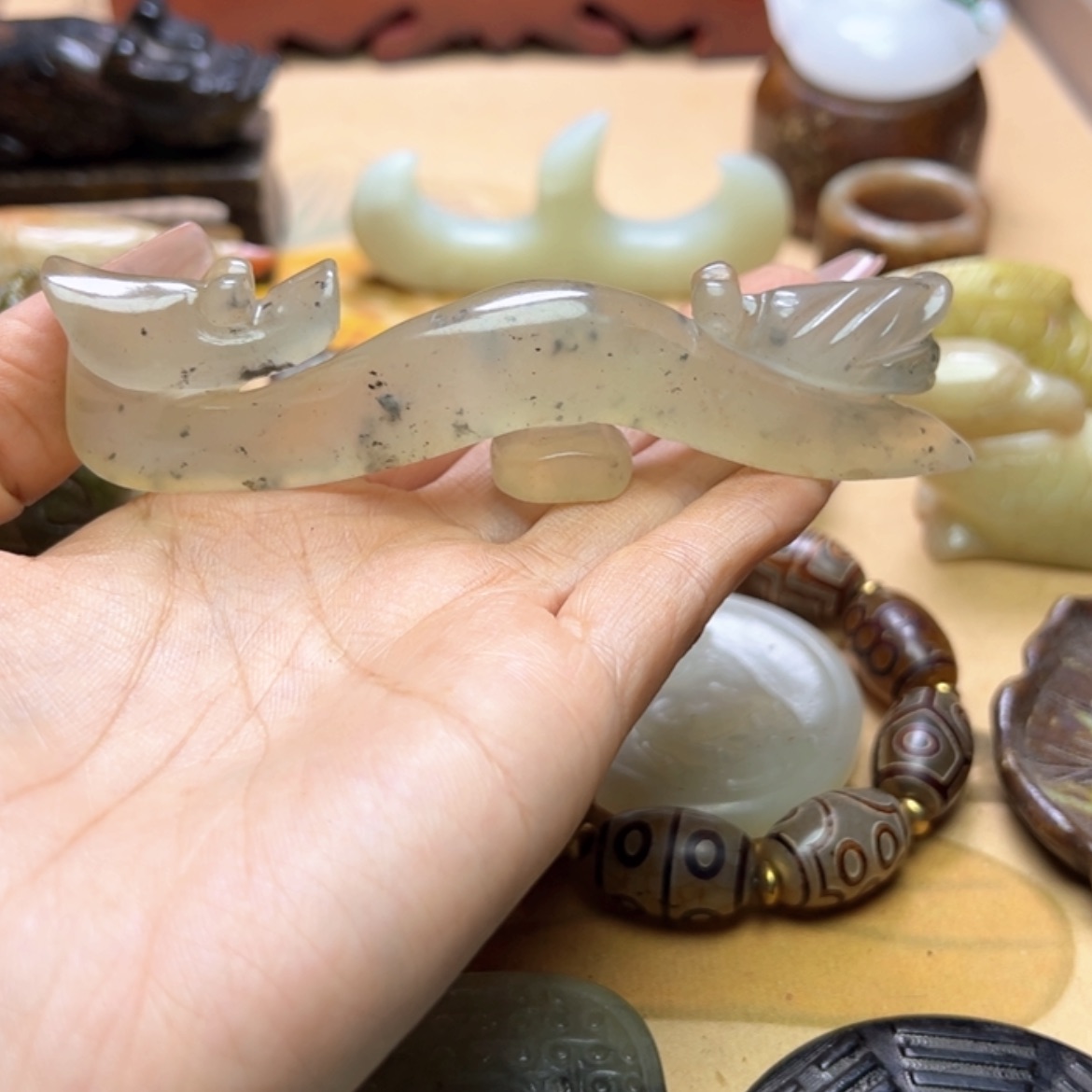 【闪购商品】蛇纹石玉颈饰未镶嵌