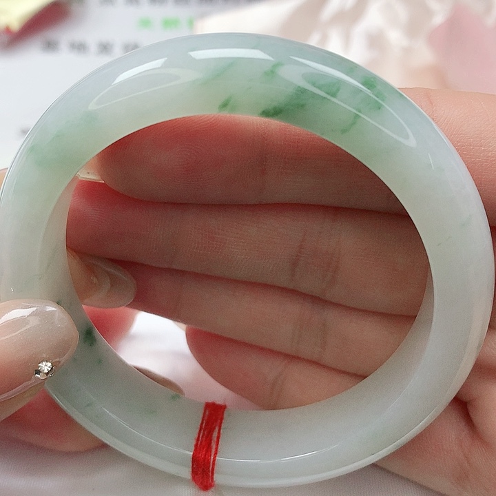 翡翠手镯未镶嵌缅甸天然A货翡翠