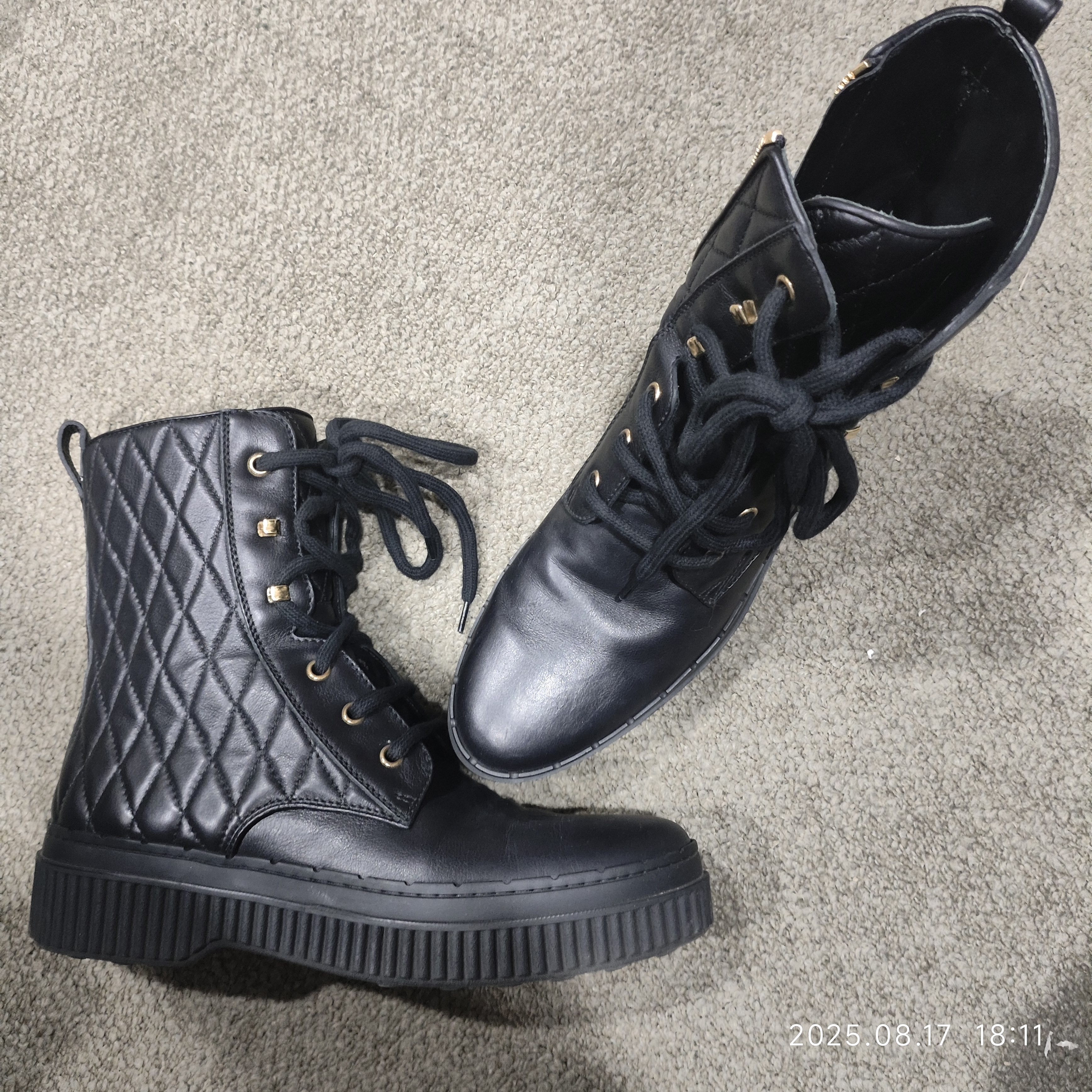 95新 TOD’S/托德斯 牛皮中筒靴黑色38码/250816ZXRTX12