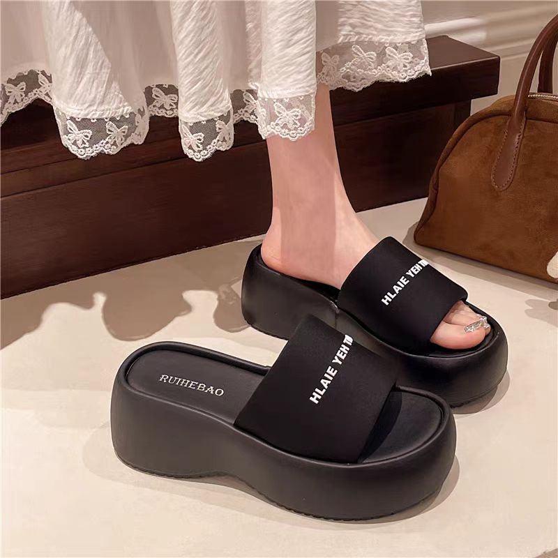小敏家 时髦感简约字母厚底凉拖鞋 小个子高级感增高一字拖鞋828