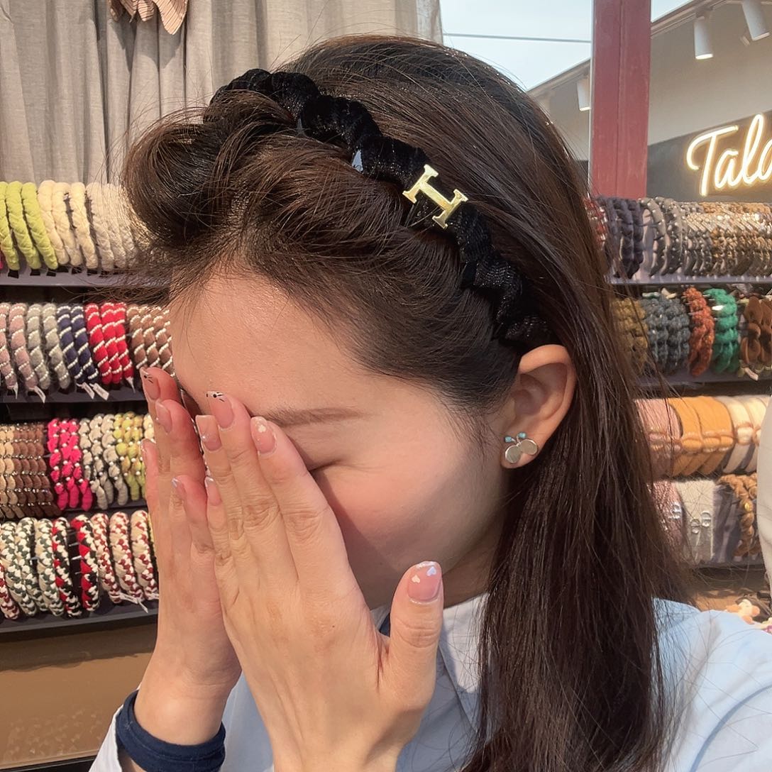 布艺铁合金黑色发箍