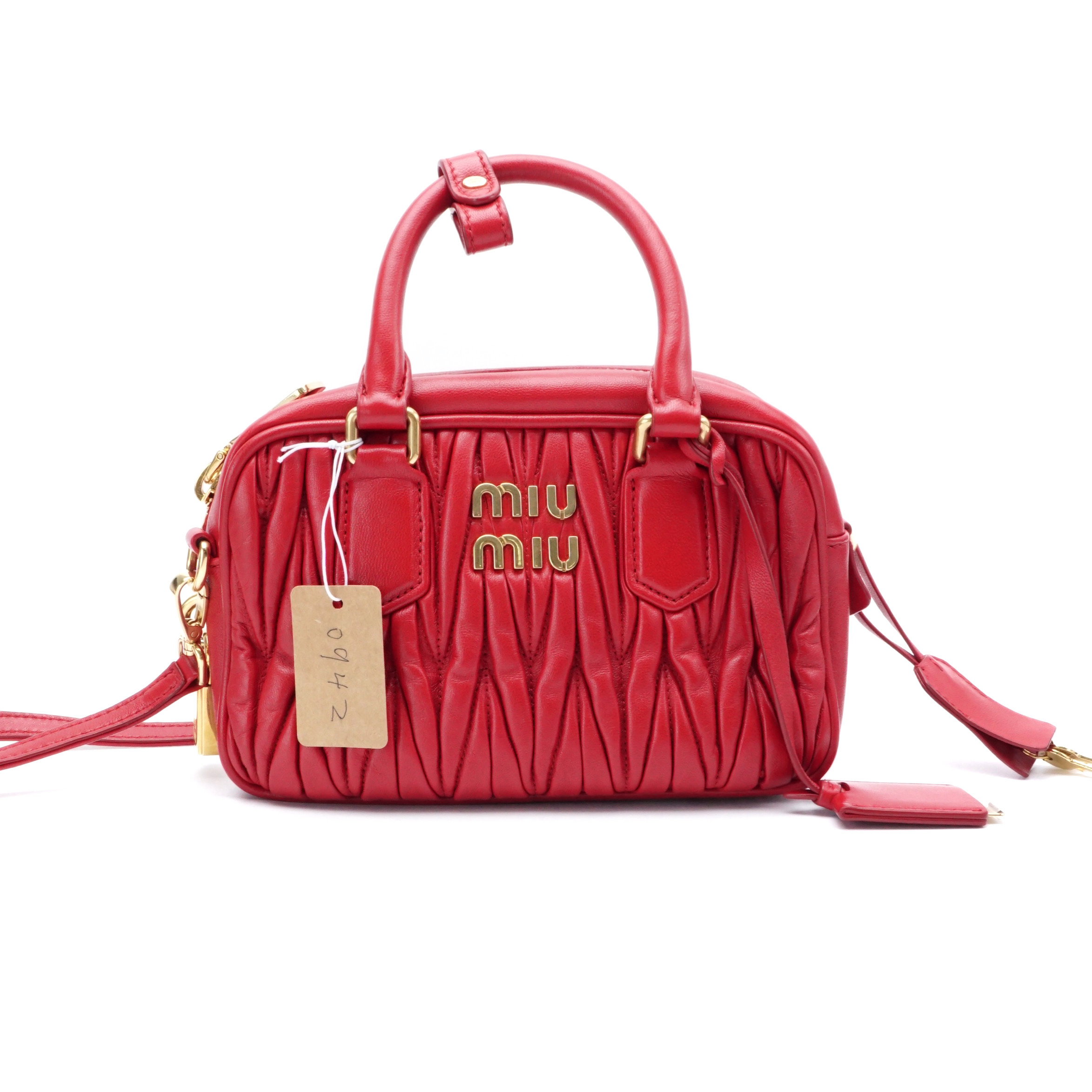 95新 MIU MIU/缪缪 miumiu红色褶皱保龄球包 0942
