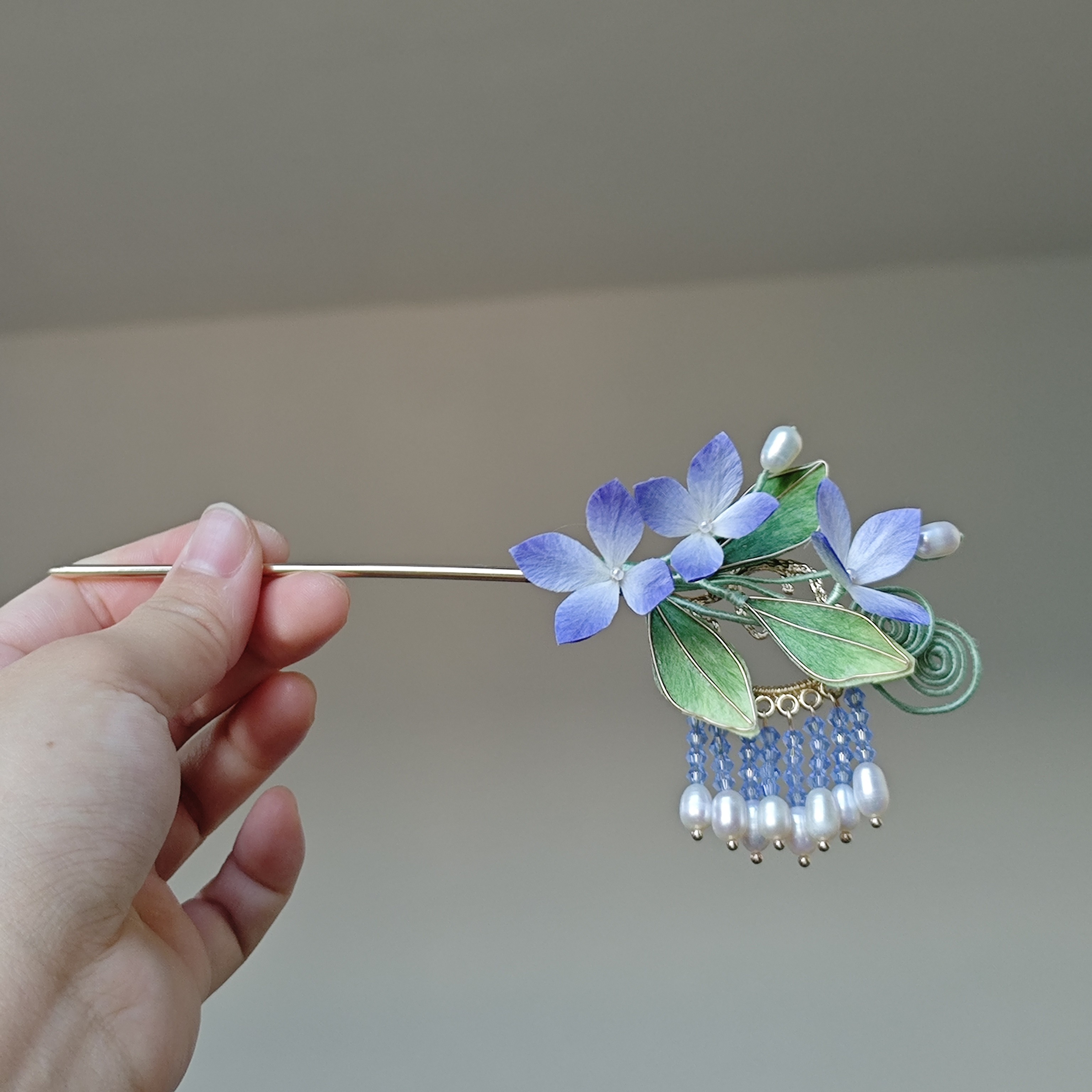 蓝色珍珠流苏掐叶小花，非遗绒花