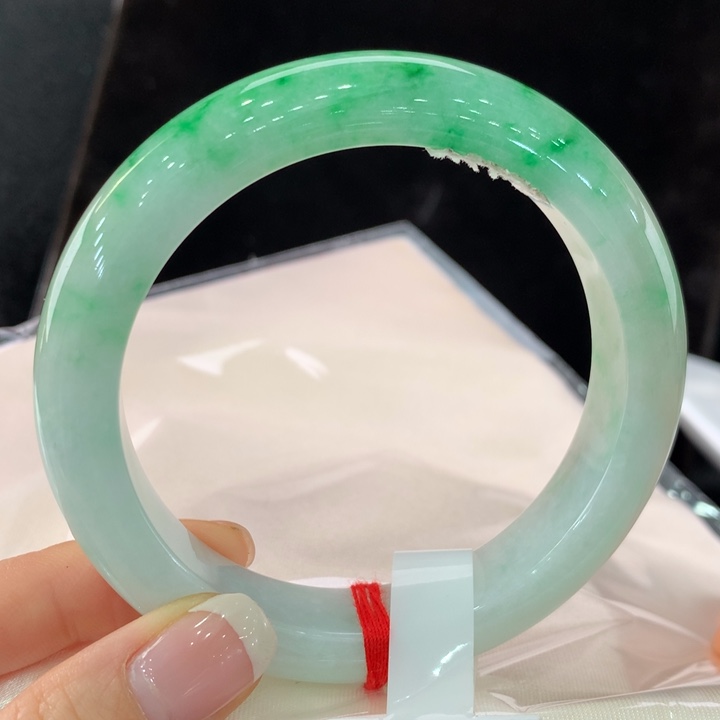 翡翠手镯未镶嵌111-0704