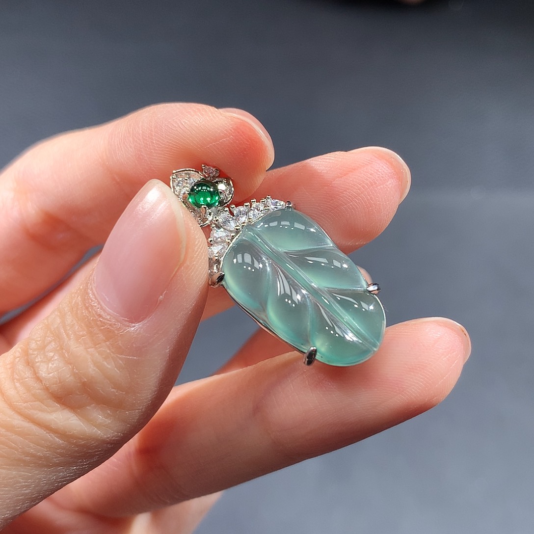 未镶嵌戒指翡翠翡翠