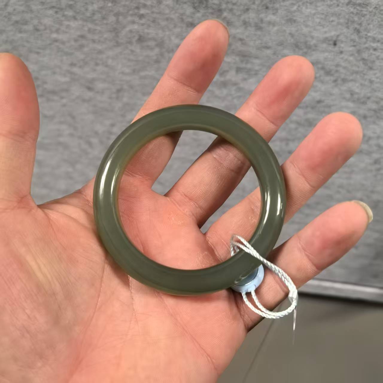 左边婷姐丨和田玉手镯（ZHZ5011116）