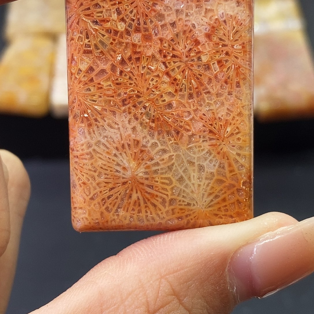 硅化玉颈饰合金然***糕