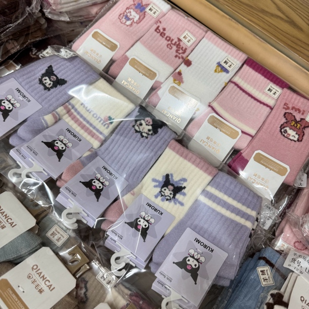 小雪卡通袜子羊绒透气中筒袜秋冬款男女童宝宝可爱潮流袜