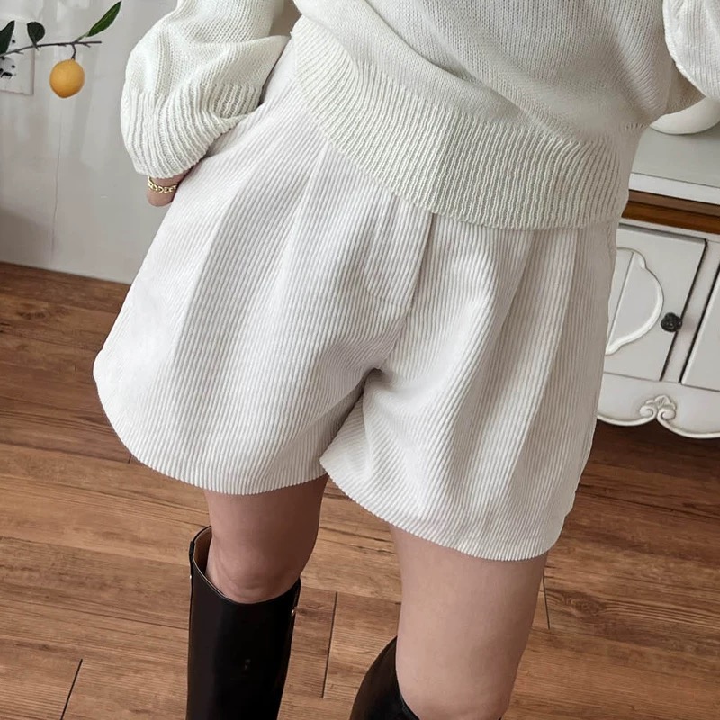 6724 GZ时尚百搭气质洋气短裤