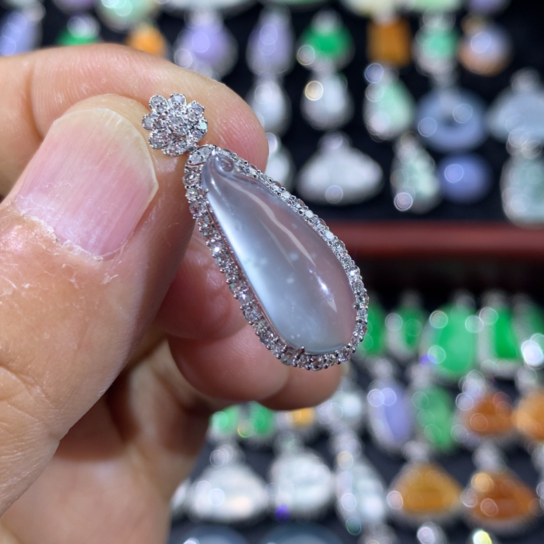 翡翠18K金镶嵌吊坠(不含链)