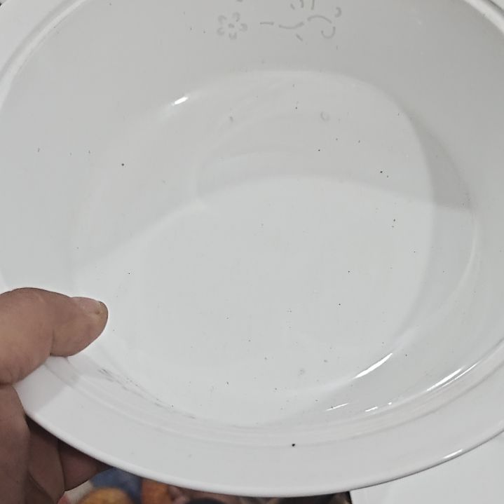 瓷玲珑白色9寸草帽汤碗一个微瑕疵