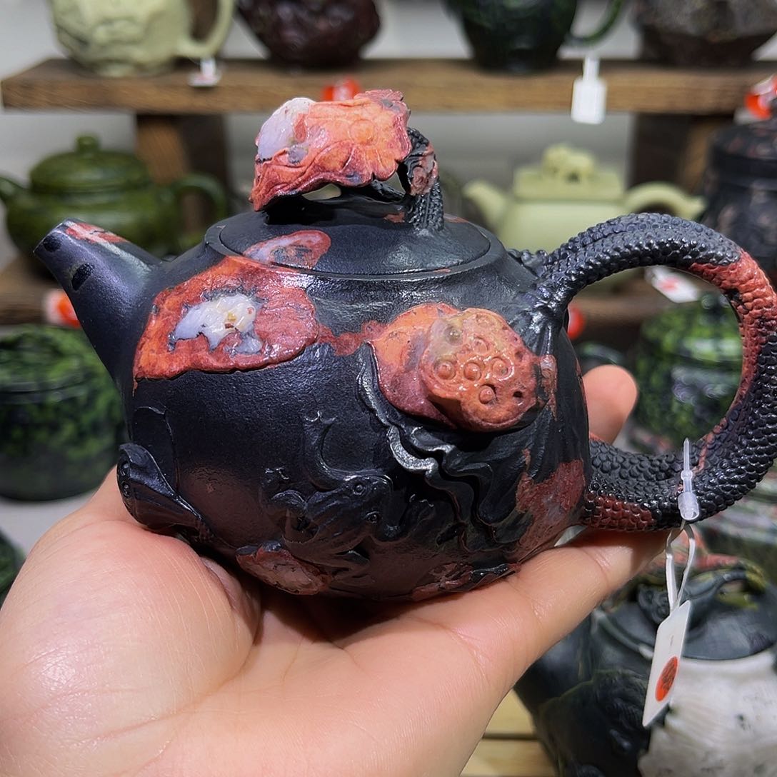 用****8梅花石安山玉精品壶