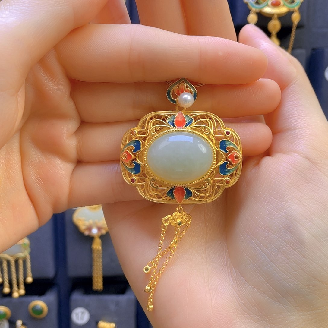 和田玉颈饰银S925镀金镶嵌